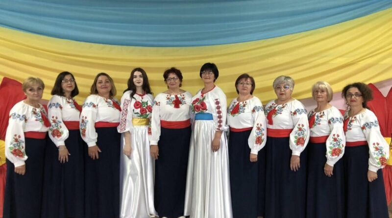 ВОКАЛЬНИЙ КОЛЕКТИВ «СЕЛЯНОЧКА» СЕЛА ВЛАДИЧЕНЬ ВІДЗНАЧЕНИЙ ГРАМОТОЮ РАЙОННОЇ РАДИ