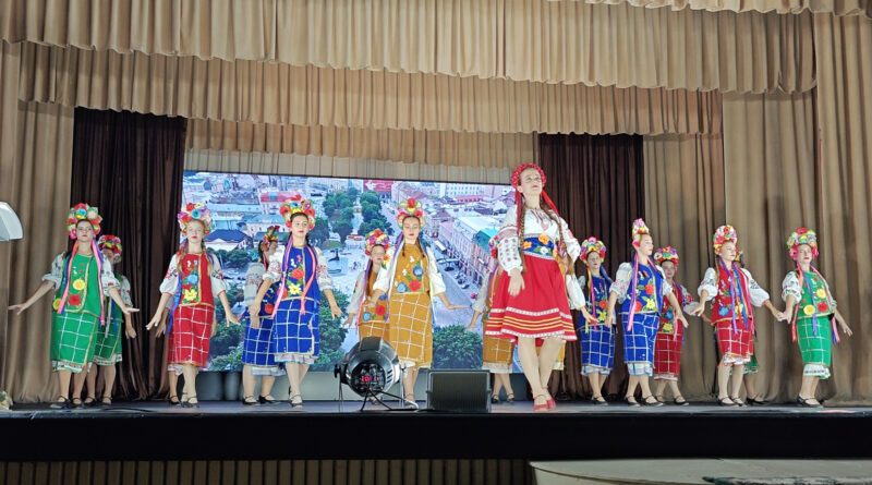 НЕЗАЛЕЖНІСТЬ – ЦЕ ВІДПОВІДАЛЬНІСТЬ, ЯКУ УКРАЇНСЬКИЙ НАРОД ЗАХИЩАЄ ЦІНОЮ ВЕЛИЧЕЗНИХ ЗУСИЛЬ