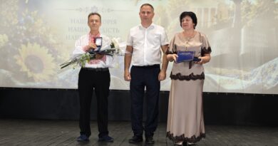НАШІ ЗІРКИ ВІКТОРІЯ АЛАВАЦЬКА ТА ВОЛОДИМИР СТАМАТІ-ГРУБІЯН СТАЛИ ПОЧЕСНИМИ ГРОМАДЯНАМИ МІСТА БОЛГРАД НАШІ ЗІРКИ ВІКТОРІЯ АЛАВАЦЬКА ТА ВОЛОДИМИР СТАМАТІ-ГРУБІЯН СТАЛИ ПОЧЕСНИМИ ГРОМАДЯНАМИ МІСТА БОЛГРАД