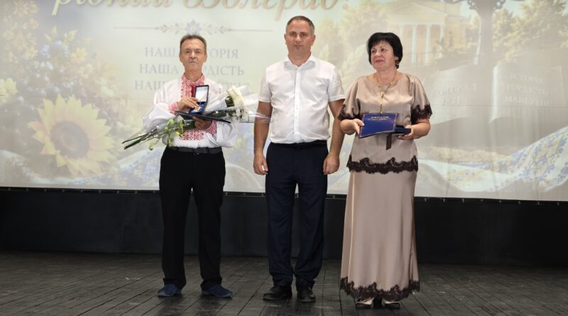 НАШІ ЗІРКИ ВІКТОРІЯ АЛАВАЦЬКА ТА ВОЛОДИМИР СТАМАТІ-ГРУБІЯН СТАЛИ ПОЧЕСНИМИ ГРОМАДЯНАМИ МІСТА БОЛГРАД НАШІ ЗІРКИ ВІКТОРІЯ АЛАВАЦЬКА ТА ВОЛОДИМИР СТАМАТІ-ГРУБІЯН СТАЛИ ПОЧЕСНИМИ ГРОМАДЯНАМИ МІСТА БОЛГРАД